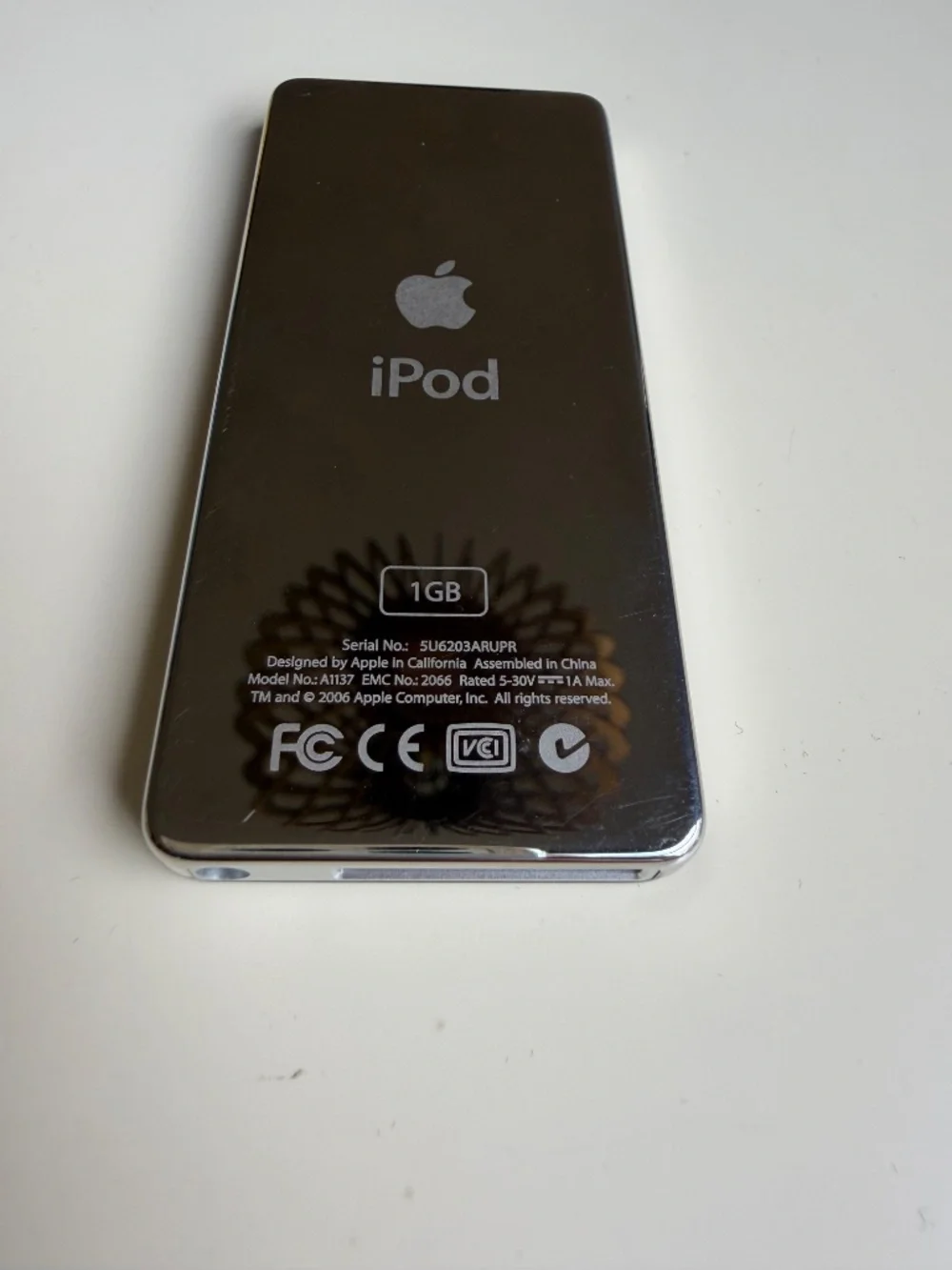 Vintage Apple iPod Nano 1st Gen Black MA352LL/A Complete In Box CIB Collectible